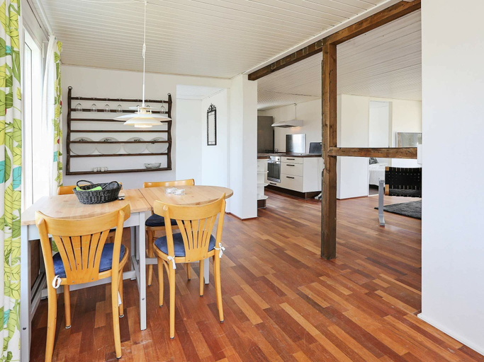 Others 5, Stunning Holiday Home in Hovedstaden With Terrace, Gribskov