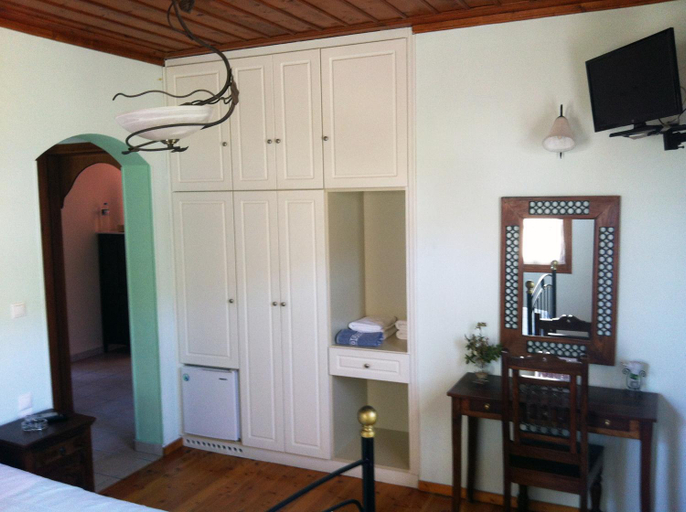 Others 5, Guesthouse Kolenti, Thessaly