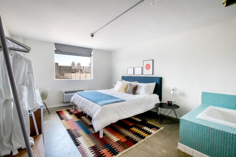 Bedroom 12