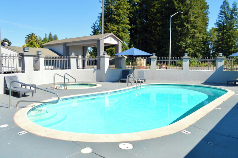Sport & Beauty 5, Fairview Inn and Suites, Sonoma