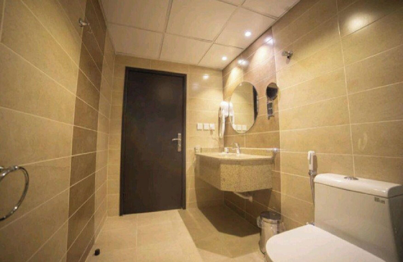 Bathroom 4, Mabet Al Tahlia serviced Apartments, Jeddah