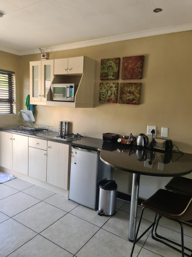Others 2, Perfek Stay Guesthouse, Gert Sibande