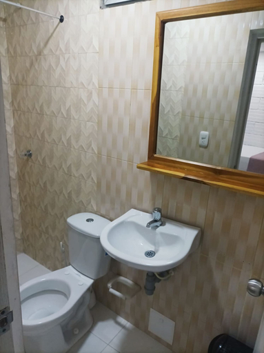 Bathroom 2, Hostal Catalleya, Cartagena de Indias