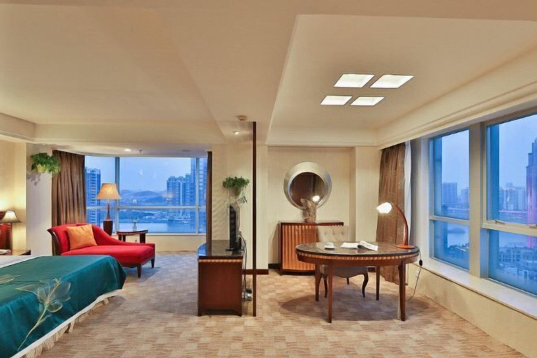 Bedroom 10