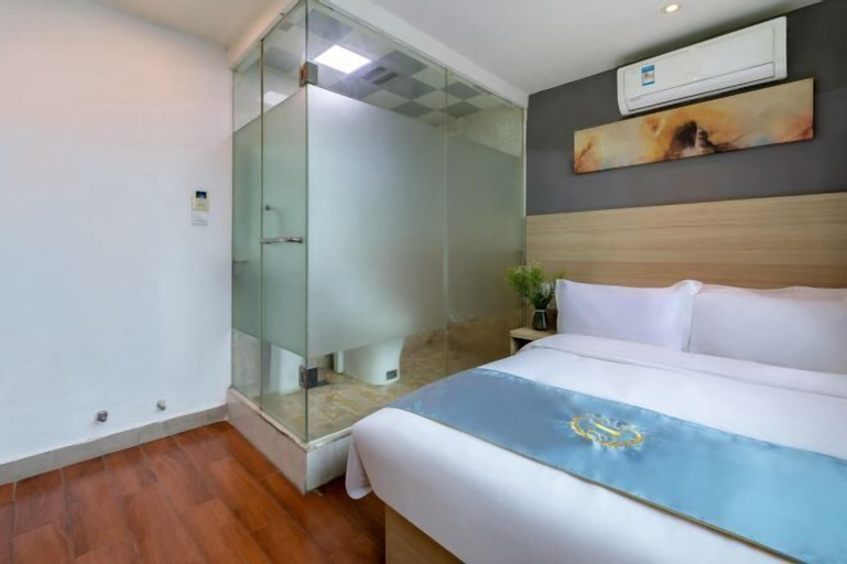 Bedroom 15