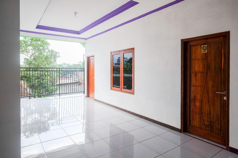 Exterior & Views 20