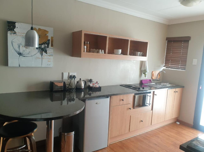 Others 3, Perfek Stay Guesthouse, Gert Sibande