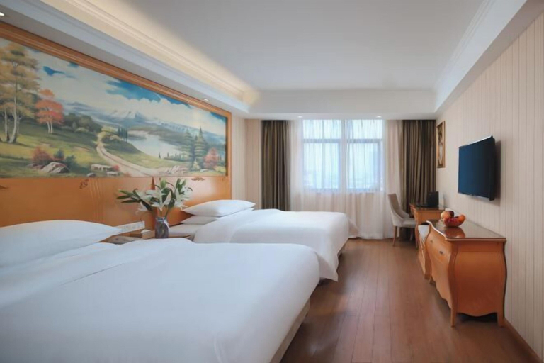 Bedroom 3, Vienna Hotel (Jingzhou Jianli Jiangcheng), Jingzhou