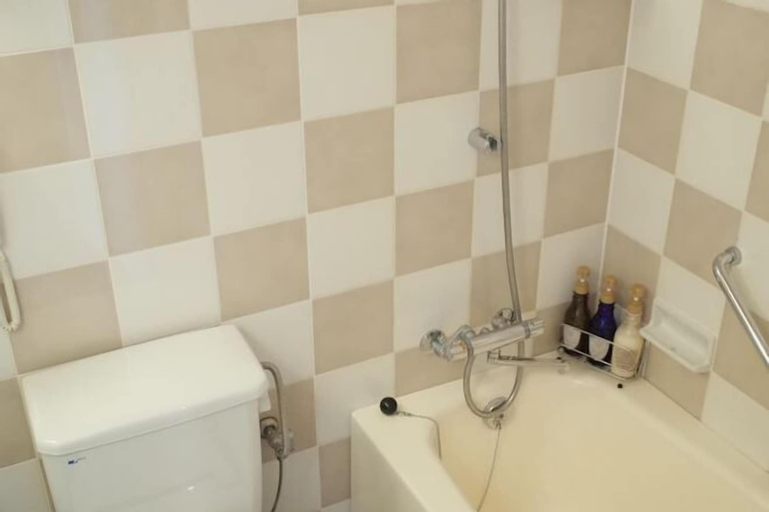 Bathroom 24