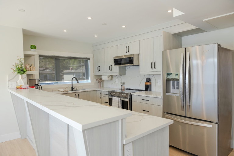 Others 5, Peachview Suites, Central Okanagan