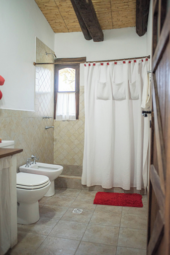 Bathroom 3, Loma Puskana - Hostería, Cachi