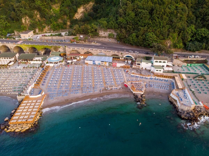 Exterior & Views 2, Experience Boutique Hotel - Villa Cimmino, Napoli