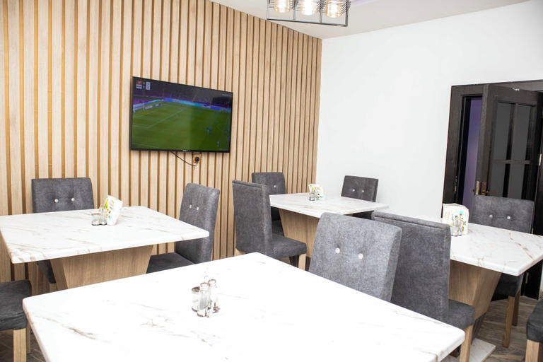 Food & Drinks, Le Rivera Apartments , Yenegoa