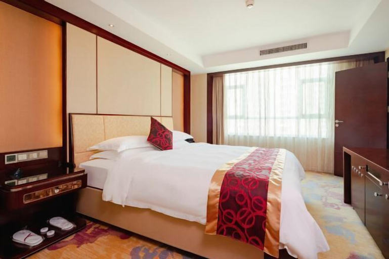 Bedroom 9