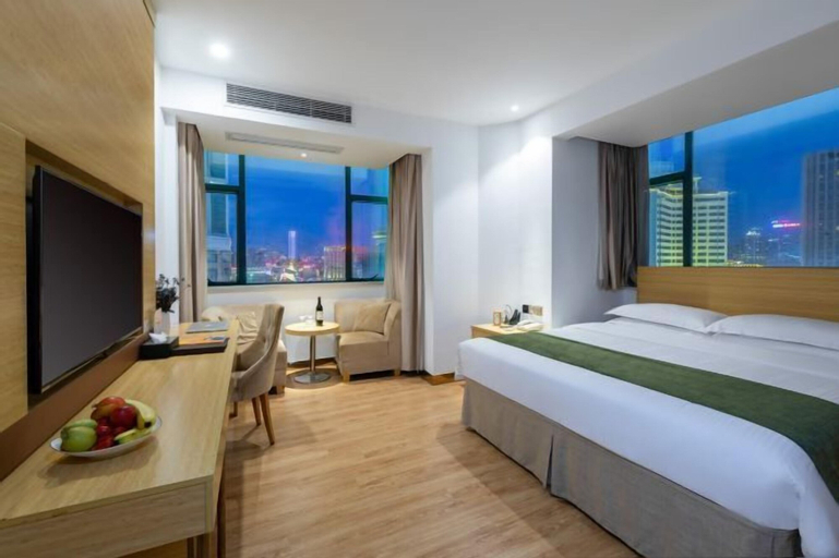 Bedroom 13