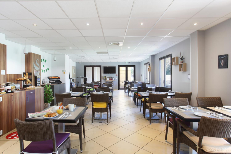 Food & Drinks 5, Hotel Suite-Home Aix en Provence Sud - Bouc Bel Air, Bouches-du-Rhône