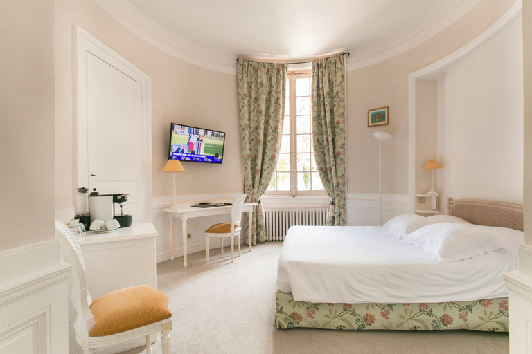 Bedroom 4, Château des Sept Tours, Indre-et-Loire