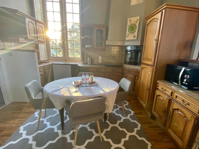 Dining Room 4