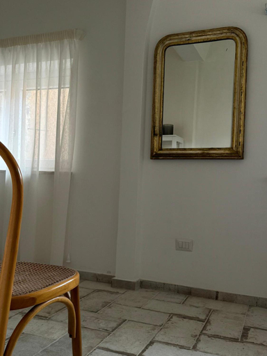 Others 2, Gli Arcani Affittacamere, Terni