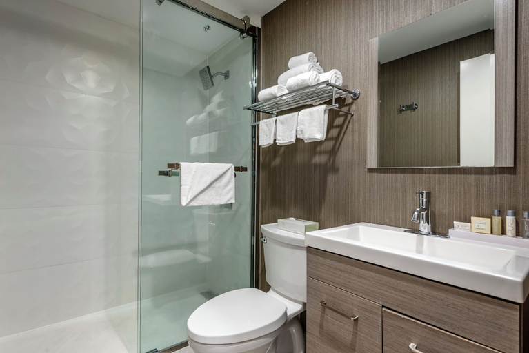 Bathroom 4, Somerset Lofts, Somerset