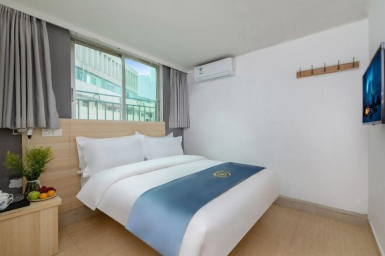 Bedroom 14