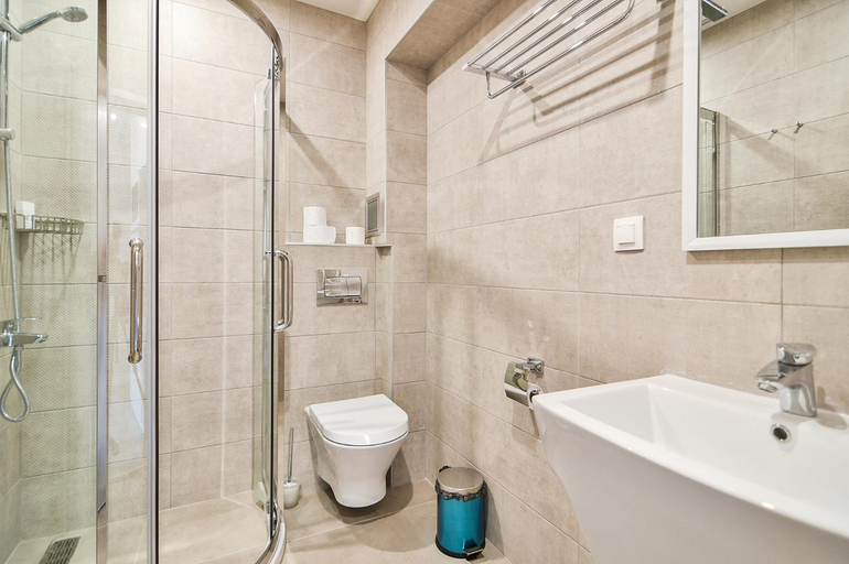Bathroom 3, Sea lounge, Varna