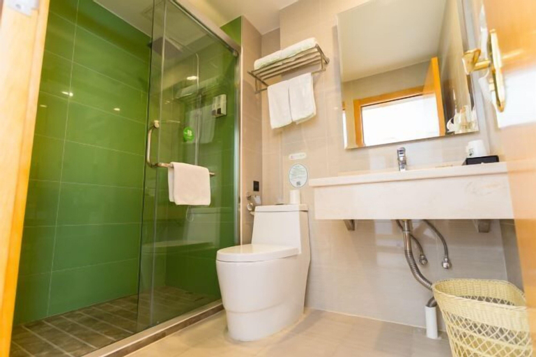 Bathroom 4