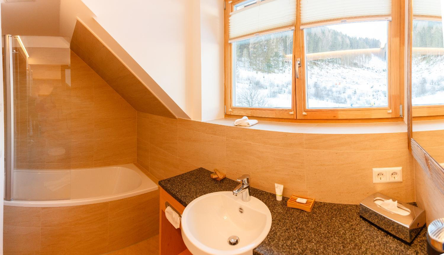 Bathroom 2, Trattlers Hof-Chalets, Spittal an der Drau