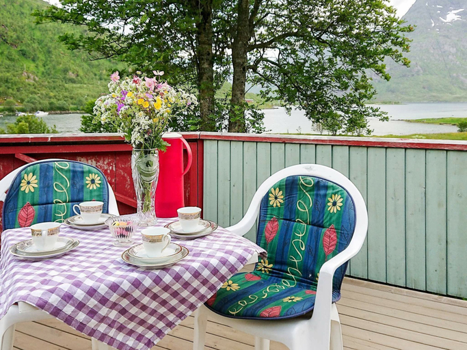Others 5, 8 Person Holiday Home in Tengelfjord, Hadsel