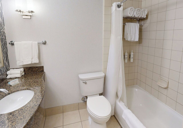 Bathroom 12