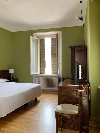 Bedroom 2, Albergo Bologna, Varese