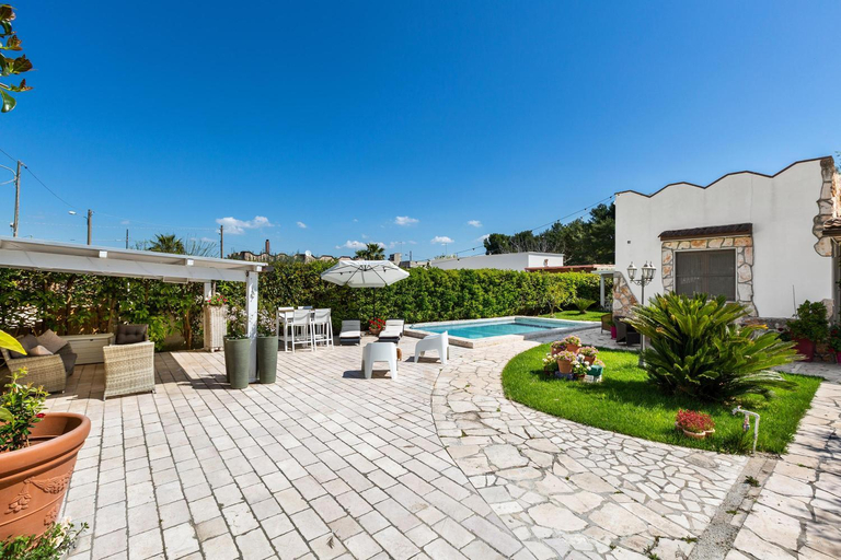 Others 4, Villa San Donato by BarbarHouse, Taranto