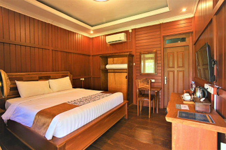 Bedroom 8