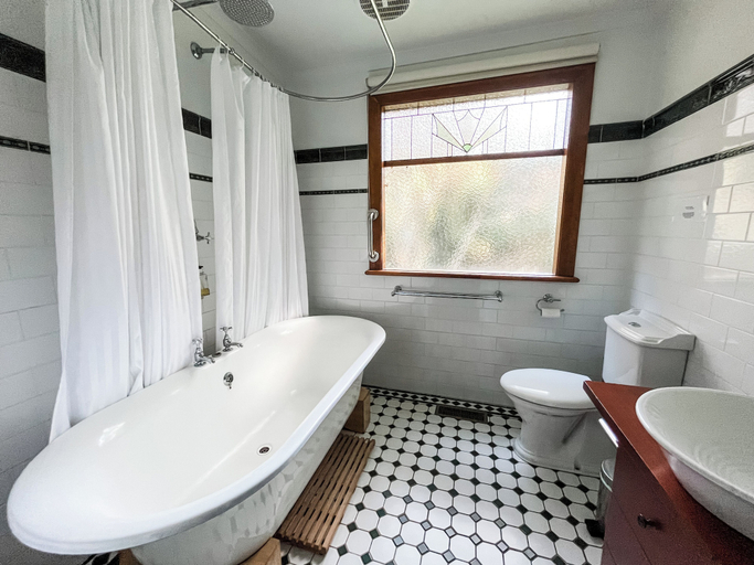 Bedroom 3, Woolrich Cottage at Woolrich Estate, Yarra Ranges - Dandenongs