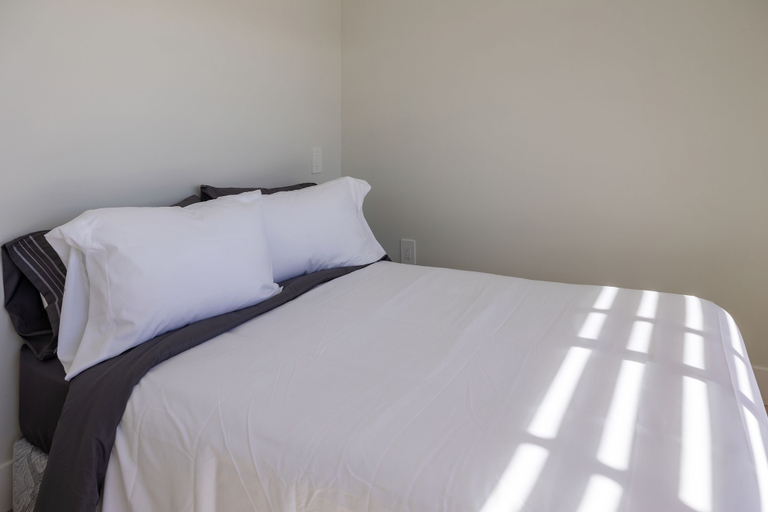 Bedroom 3, Peachview Suites, Central Okanagan