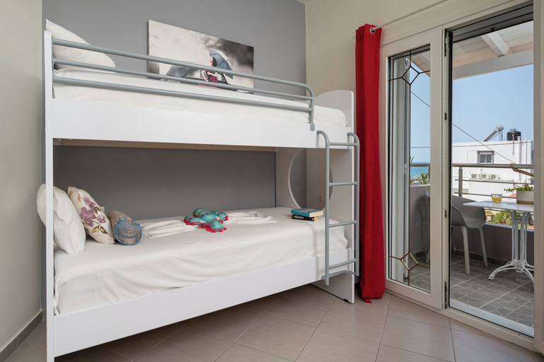 Bedroom 4, Milos Apartments, Faistos