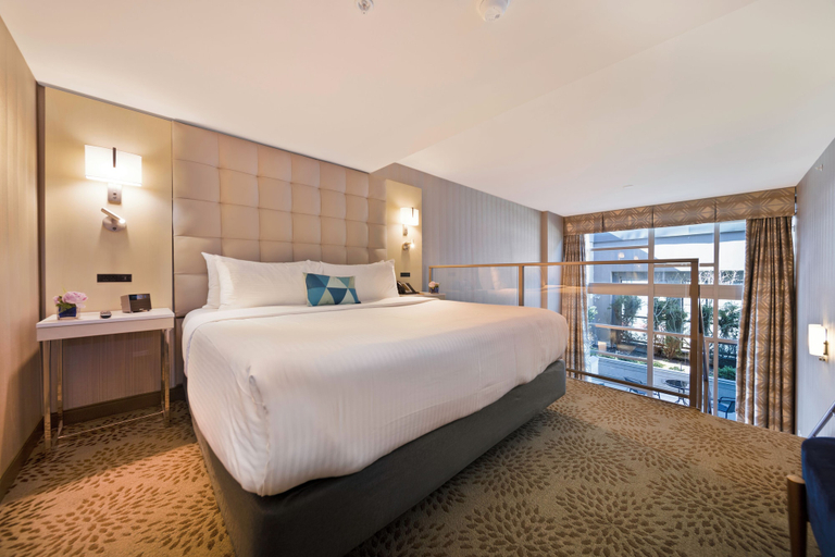Bedroom 4, Hotel Blu Vancouver, Greater Vancouver
