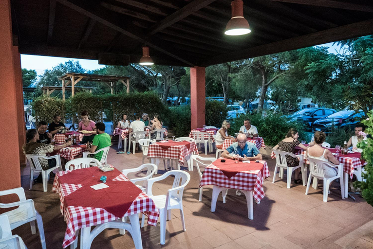 Food & Drinks 2, Camping Ermosa, Nuoro