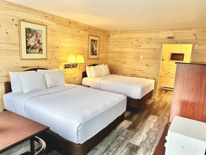 Bedroom 3, Sunrise Beach Motel, Cheboygan