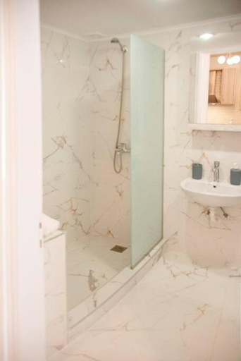 Bathroom 3, Mariangelas House, South Aegean