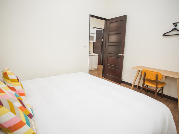 Bedroom 27