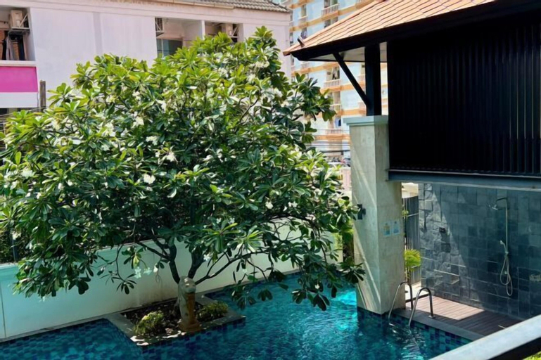 Swimming Pool 7