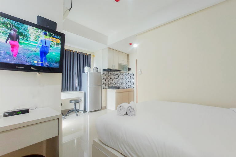 Bedroom 3, Good Choice and Comfy Studio Apartment B Residence By Travelio, Tangerang Selatan