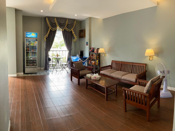 Public Area, Thong Prachok Hotel, Muang Sakon Nakhon