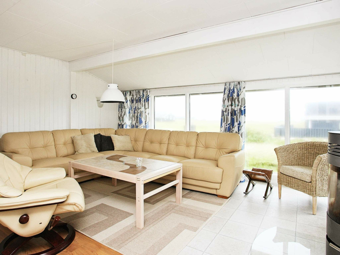 Others 4, Amazing Holiday Home in Tranekær Syddanmark With Pool, Hjørring