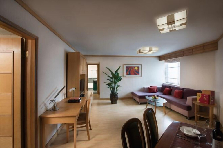 Dining Room 7