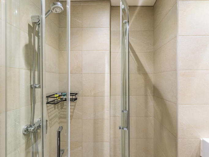 Bathroom 4, Condo With Burj Khalifa View In City, Dubai