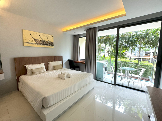 Bedroom 2, Studio with washer and WiFi in Rawai, Pulau Phuket