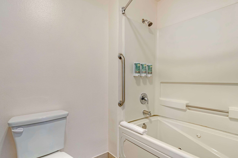 Bathroom 4, Best Western Salinas Monterey Hotel, Monterey