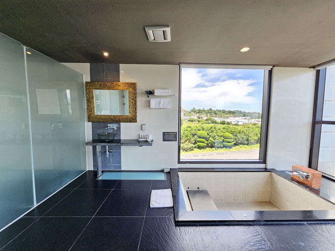 Bathroom 4, Hotel Scarboro, Seogwipo